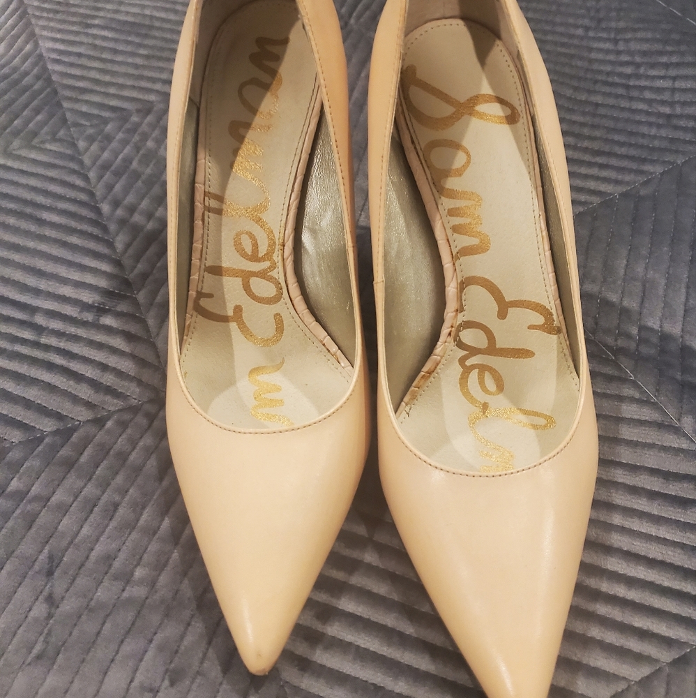 Sam Edelman beige stilettos size 8